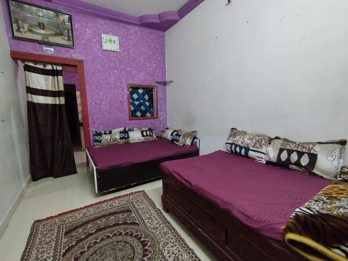 Kalpeshwar Homestay Удджайн Екстер'єр фото