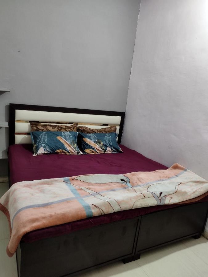 Kalpeshwar Homestay Удджайн Екстер'єр фото